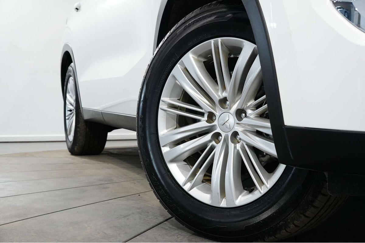 2022 Mitsubishi Outlander ES ZM