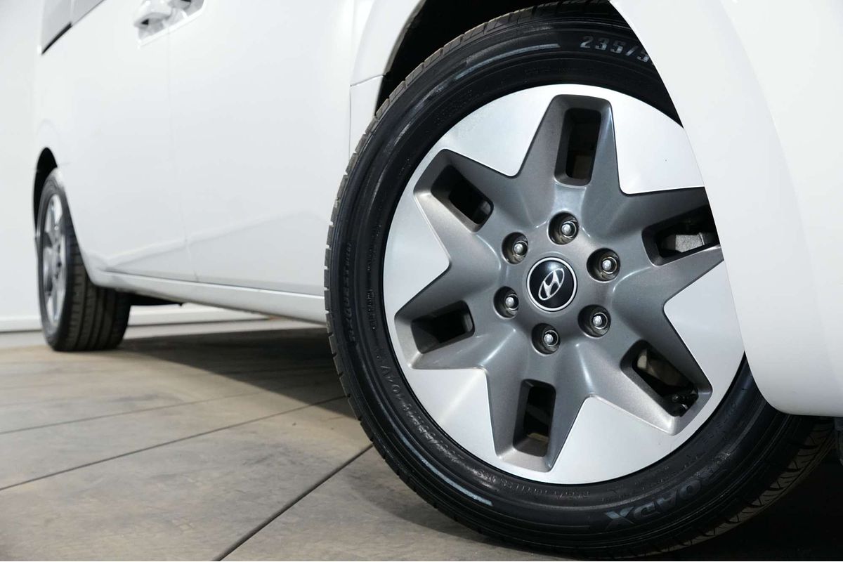 2022 Hyundai STARIA US4.V1
