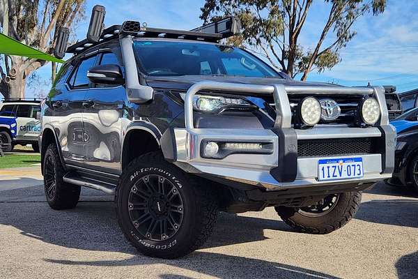 2015 Toyota Fortuner Crusade GUN156R
