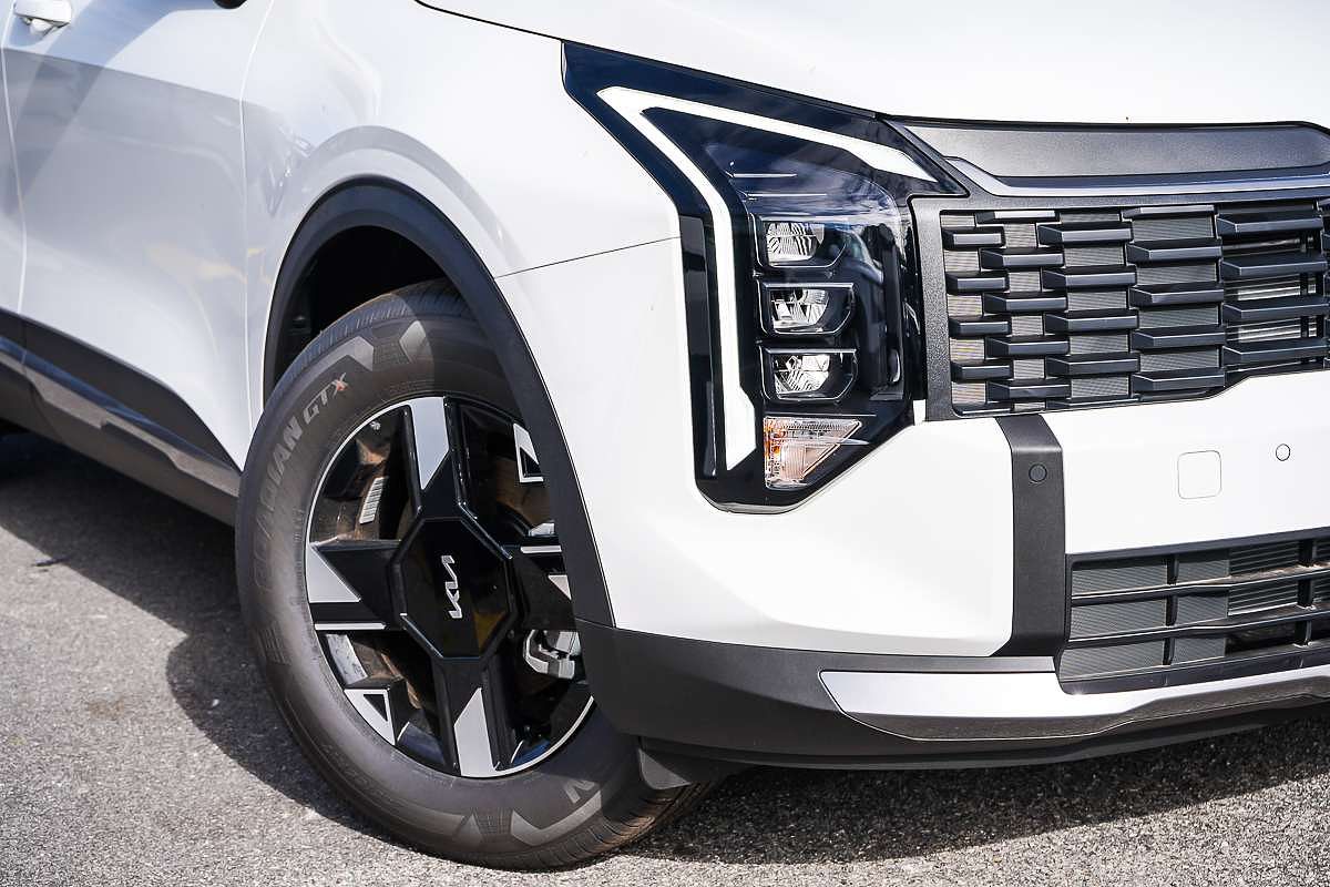 2025 Kia Sportage S