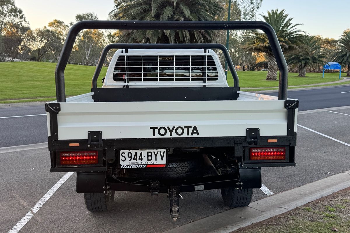 2018 Toyota Hilux SR GUN126R 4X4