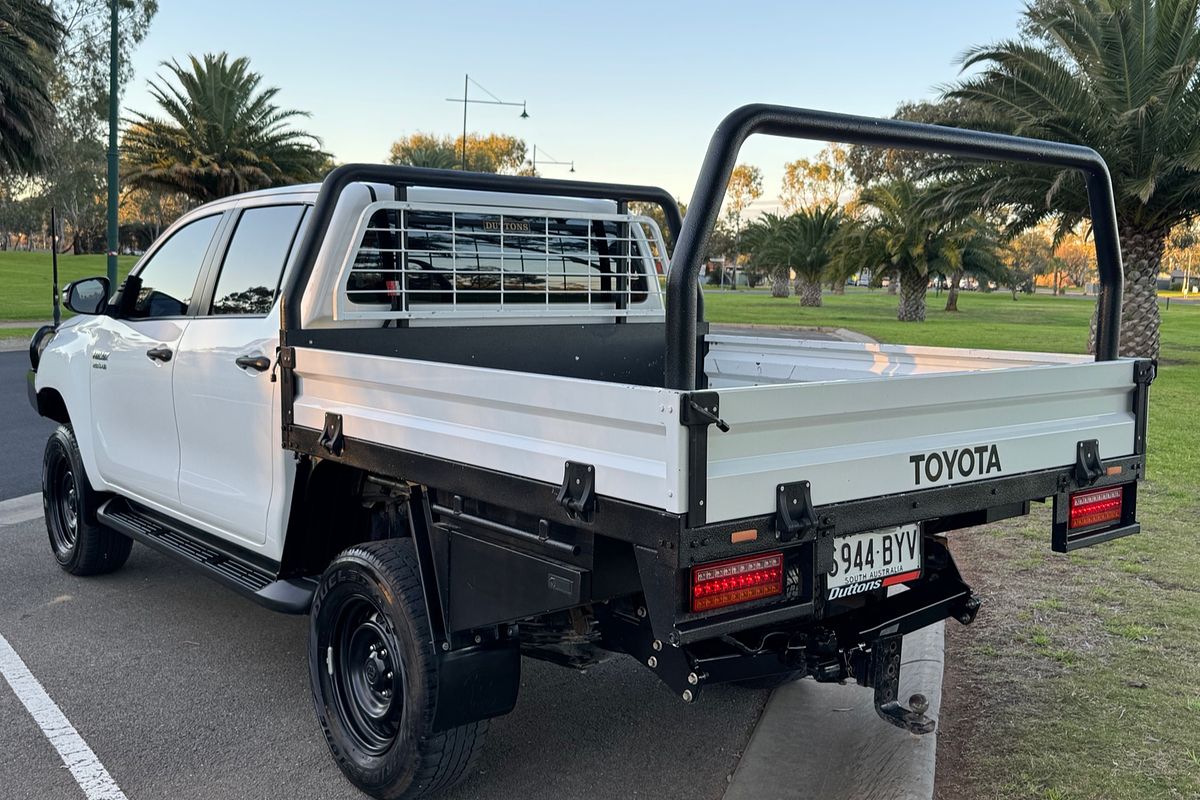 2018 Toyota Hilux SR GUN126R 4X4