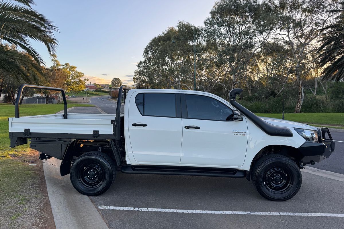 2018 Toyota Hilux SR GUN126R 4X4