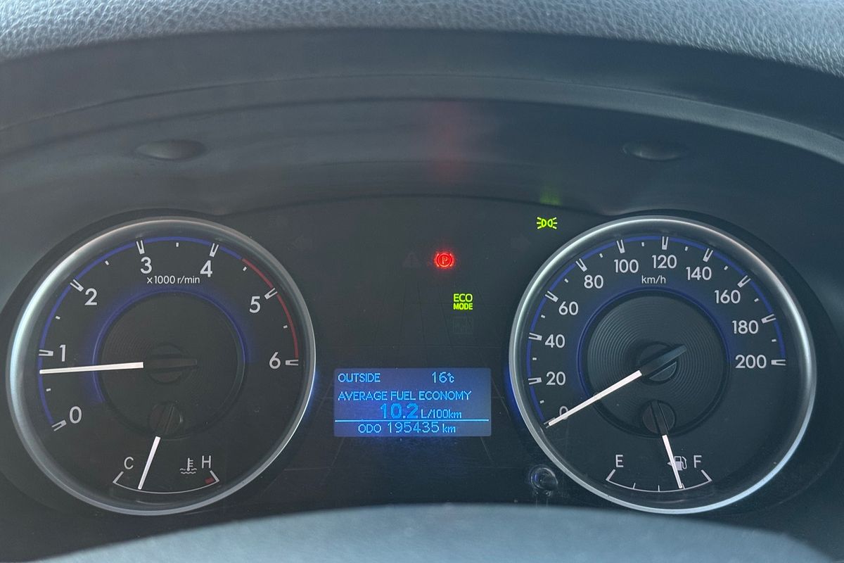 2018 Toyota Hilux SR GUN126R 4X4