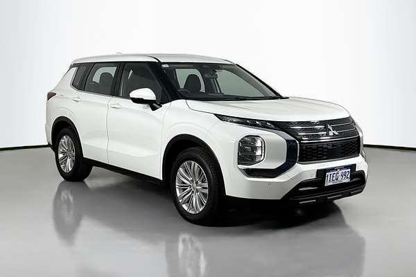 2024 Mitsubishi Outlander ES ZM