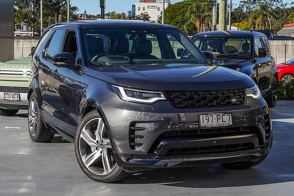 2023 Land Rover Discovery D300 Dynamic SE Series 5