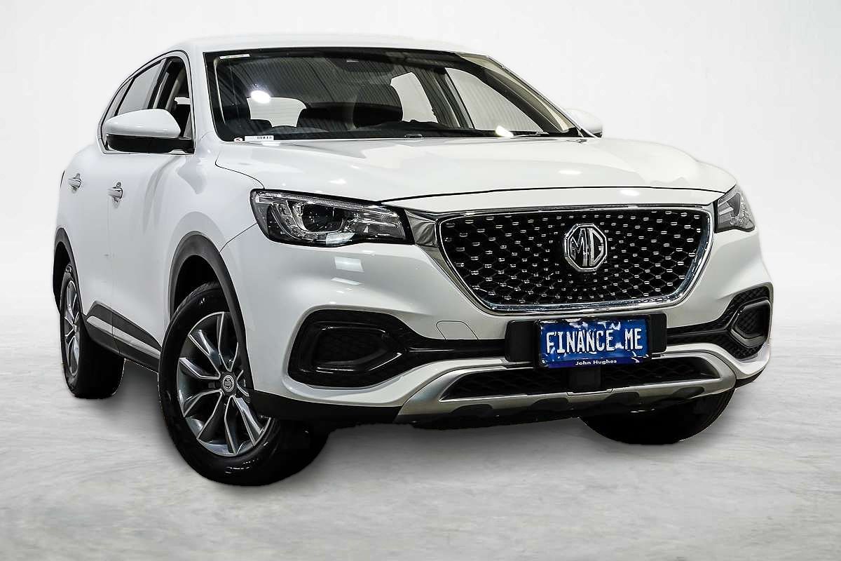 2022 MG HS Core SAS23