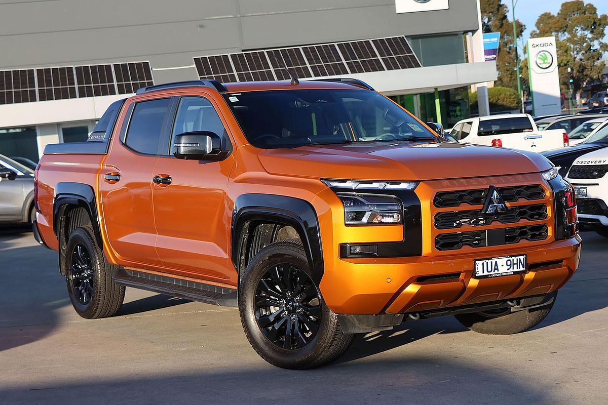 2025 Mitsubishi Triton GSR MV 4X4