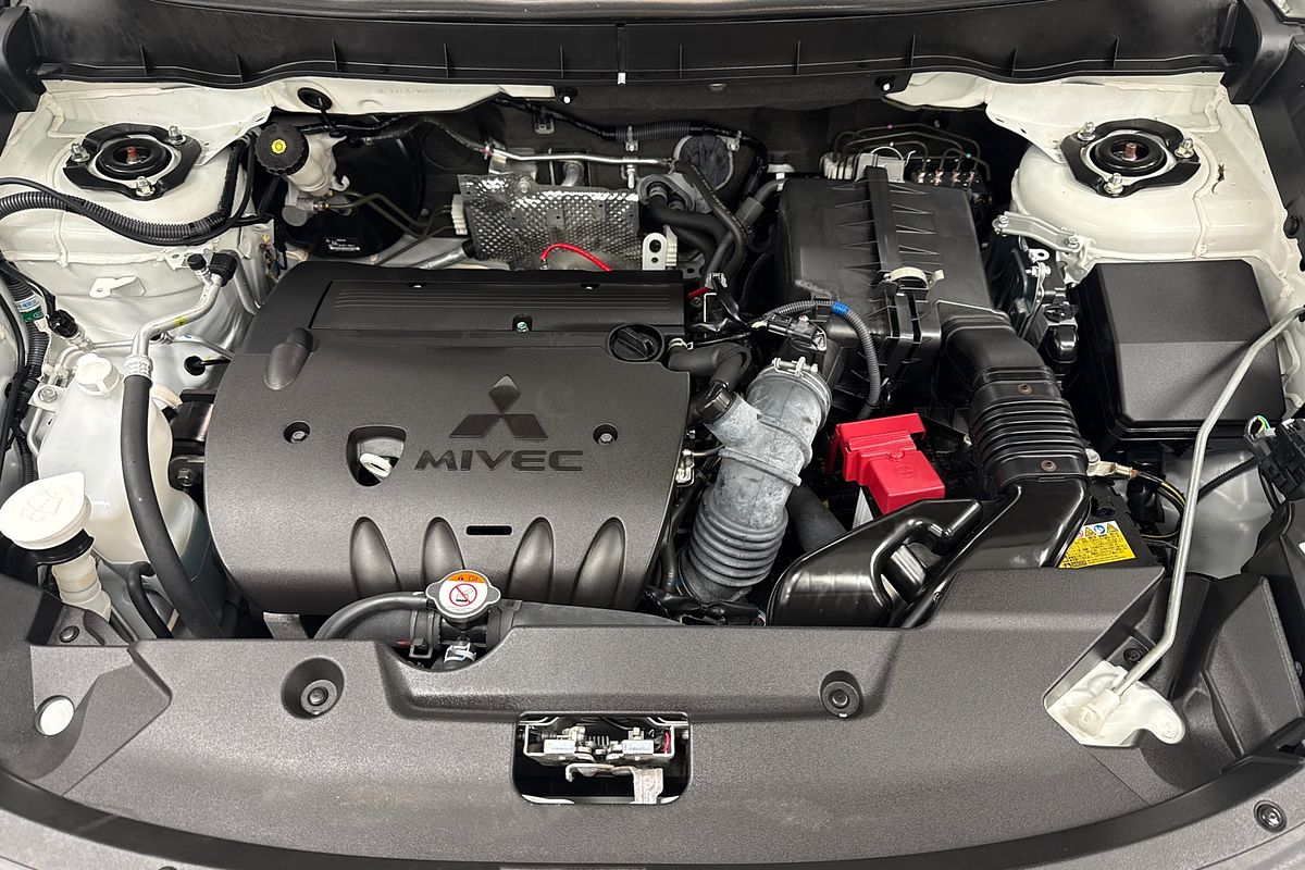 2023 Mitsubishi ASX ES XD
