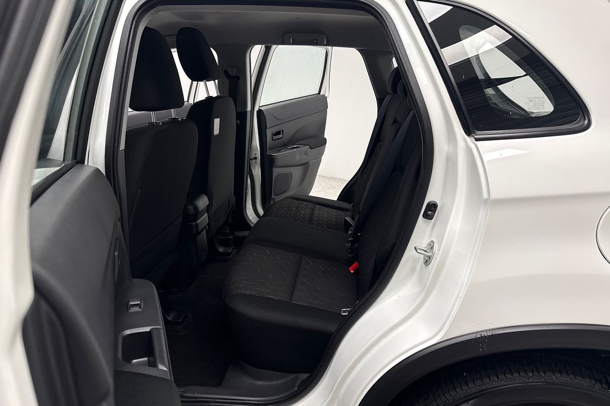 2023 Mitsubishi ASX ES XD