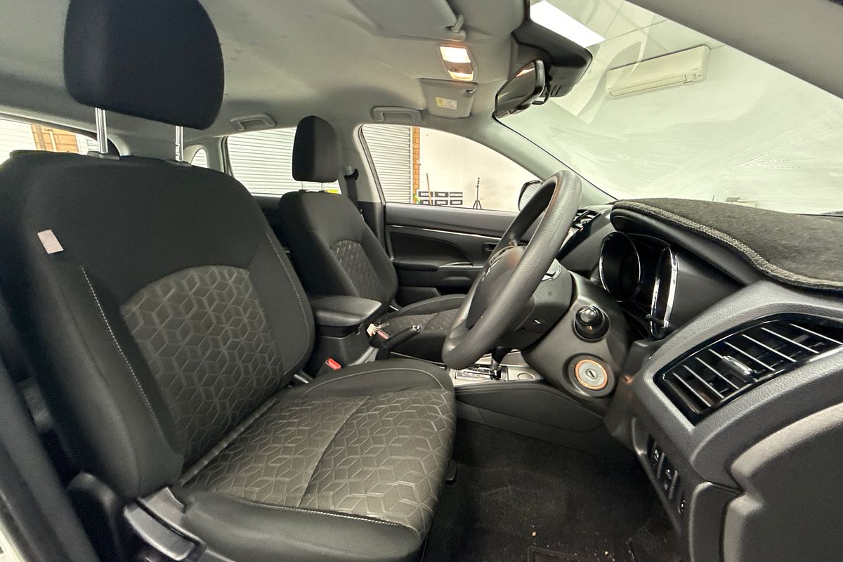 2023 Mitsubishi ASX ES XD