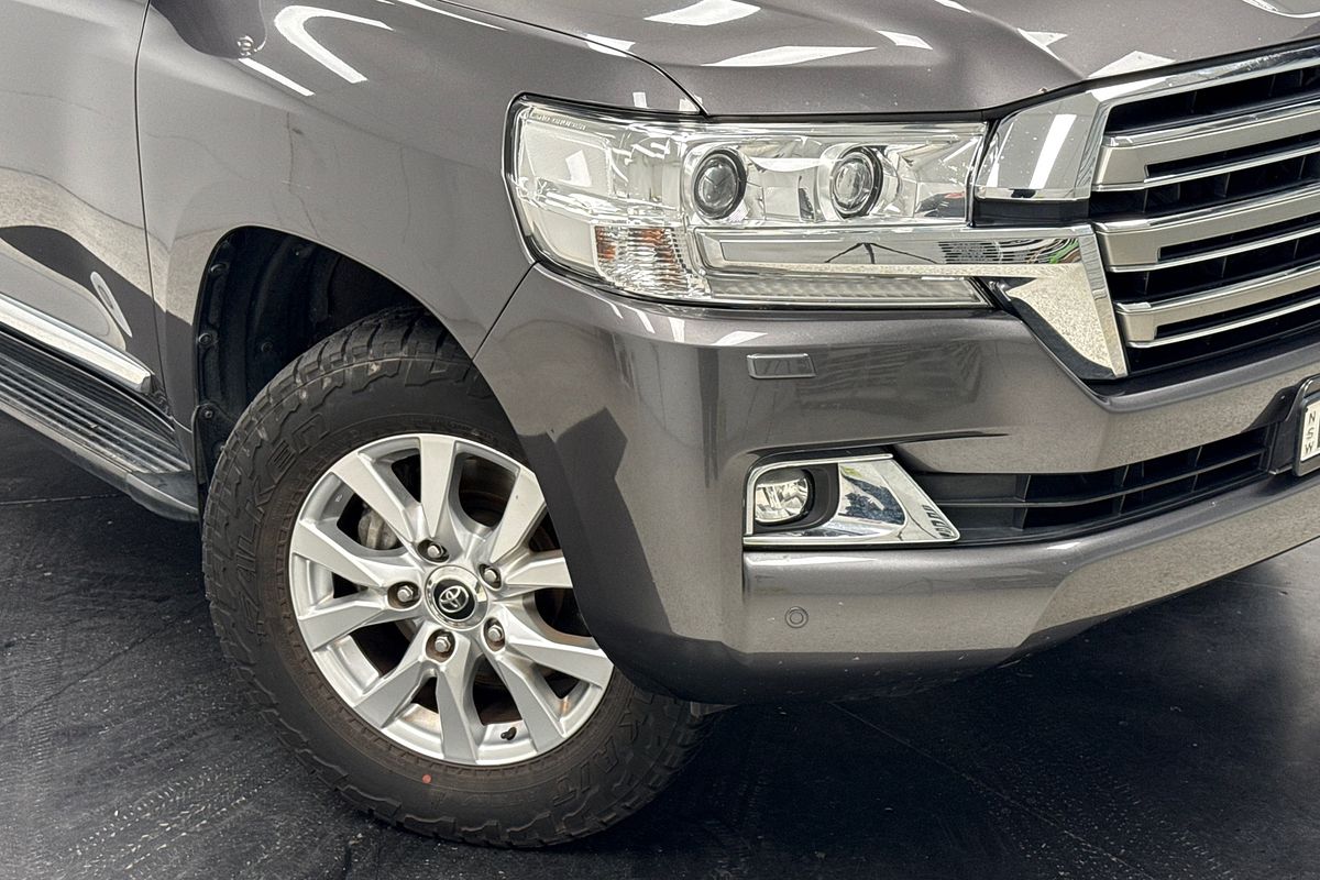 2019 Toyota Landcruiser Sahara VDJ200R