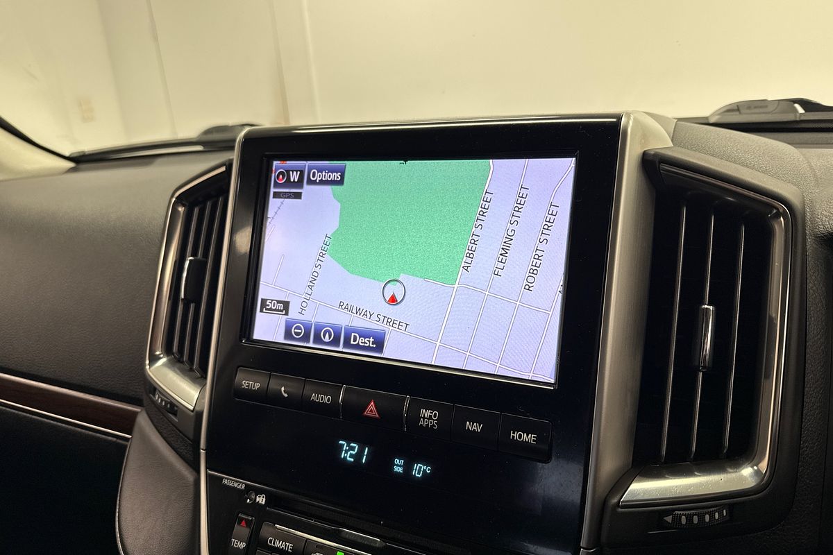 2019 Toyota Landcruiser Sahara VDJ200R