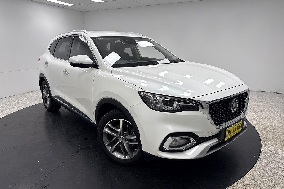 2022 MG Unknown