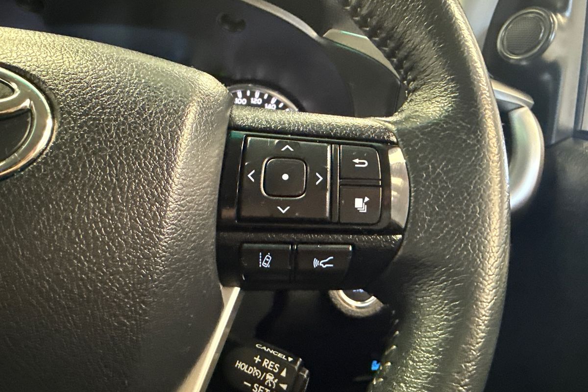 2023 Toyota Hilux SR5 GUN126R