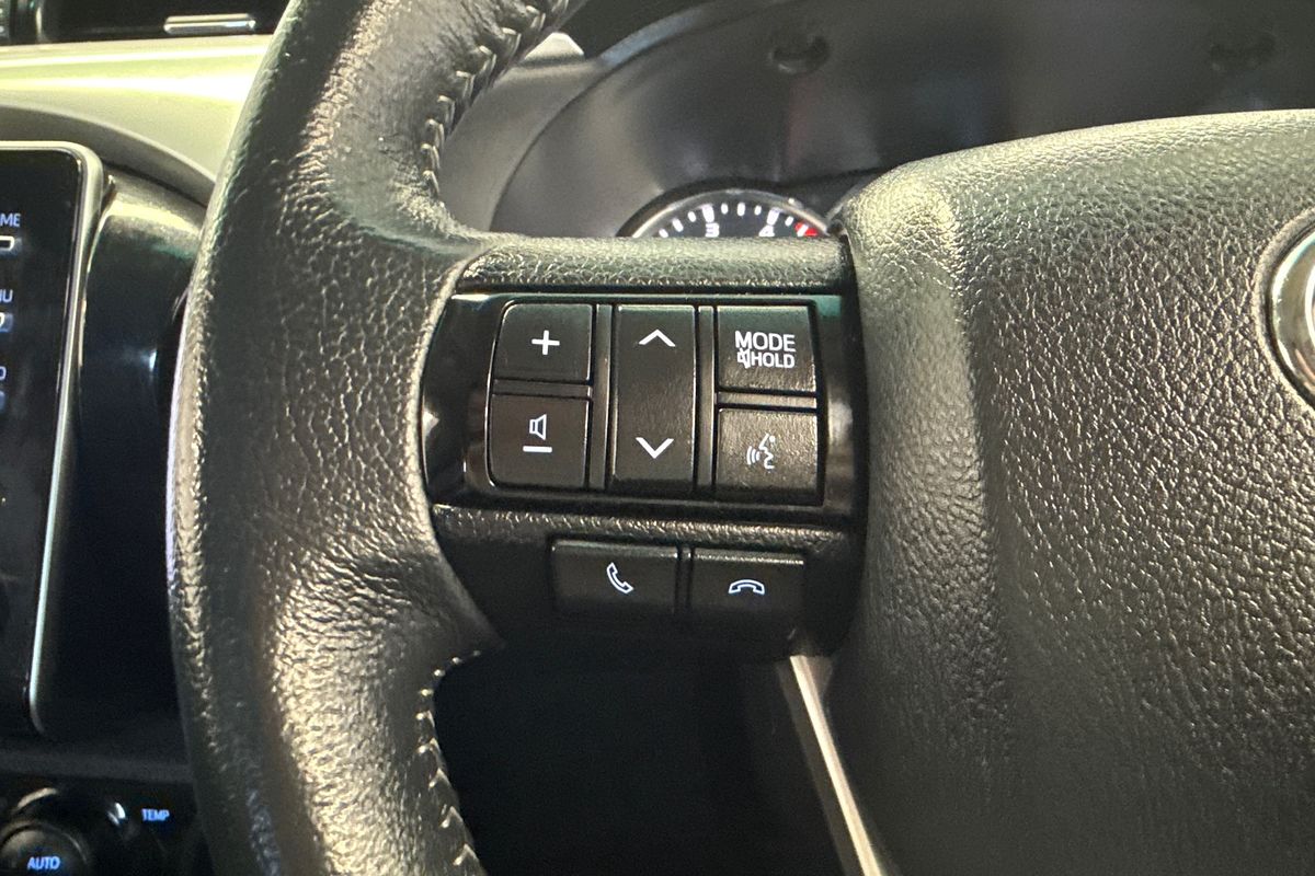 2023 Toyota Hilux SR5 GUN126R
