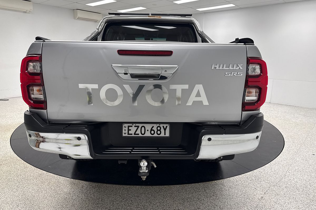 2023 Toyota Hilux SR5 GUN126R