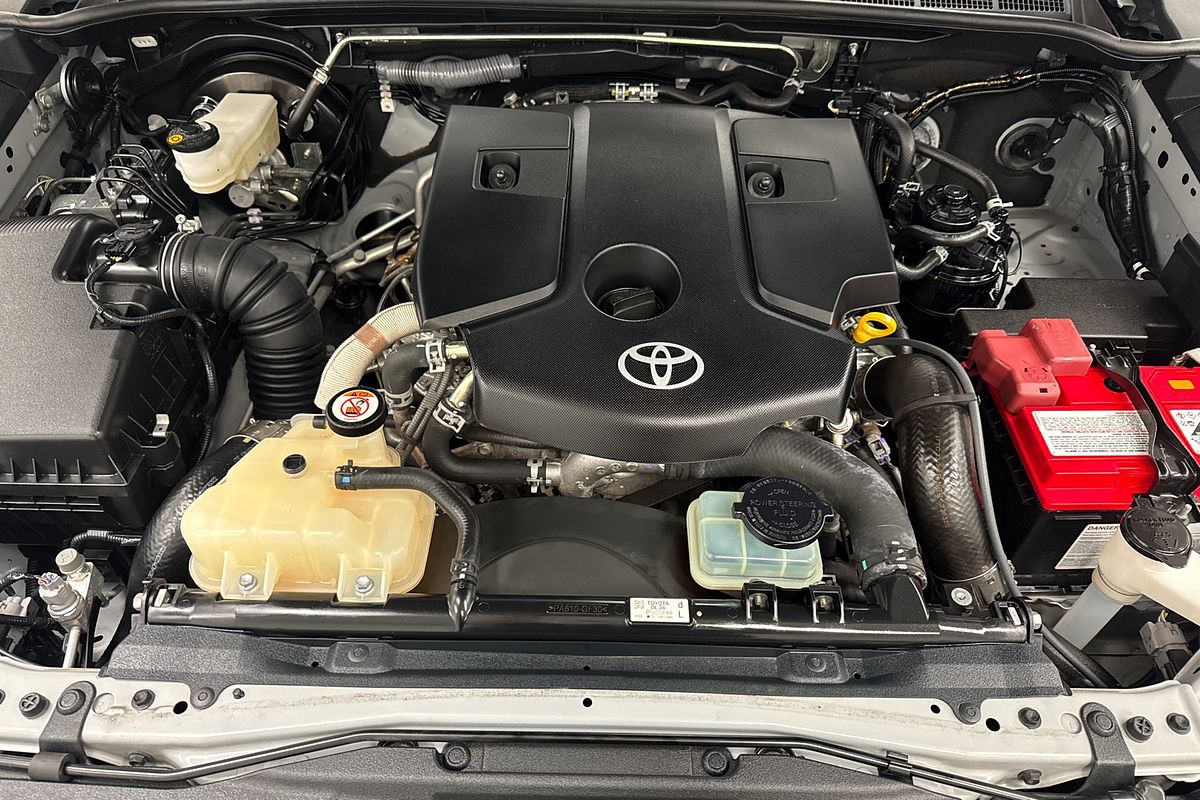 2023 Toyota Hilux SR5 GUN126R