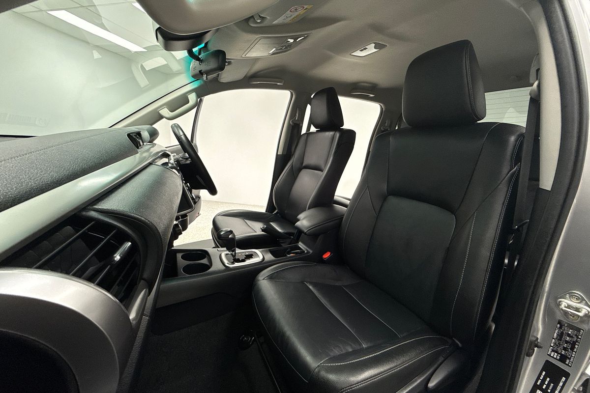 2023 Toyota Hilux SR5 GUN126R