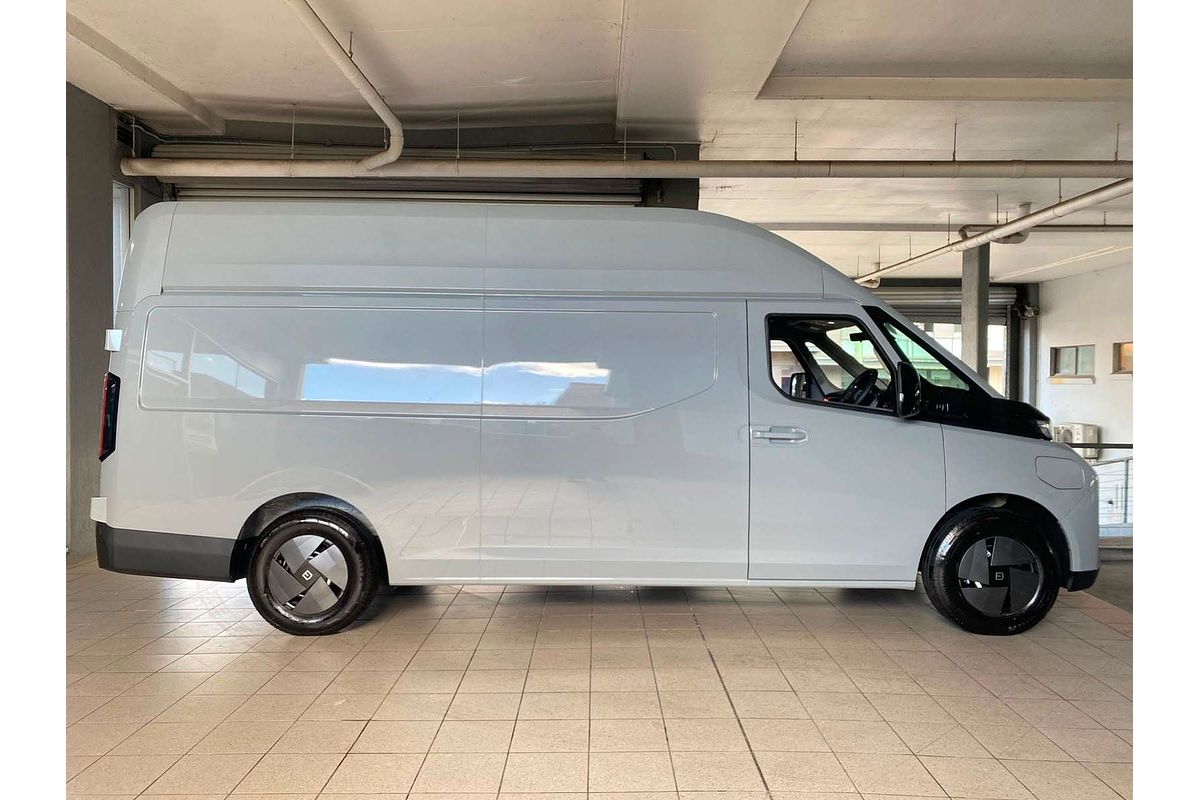 Super Van 6m, LWB, FWD, 106kwh, H2500 Super Van 6m, LWB, FWD, 106kwh, H2500