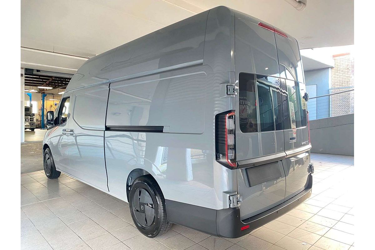 Super Van 6m, LWB, FWD, 106kwh, H2500
