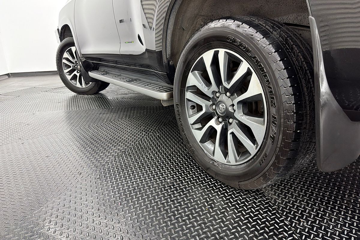 2023 Toyota Landcruiser Prado VX GDJ150R