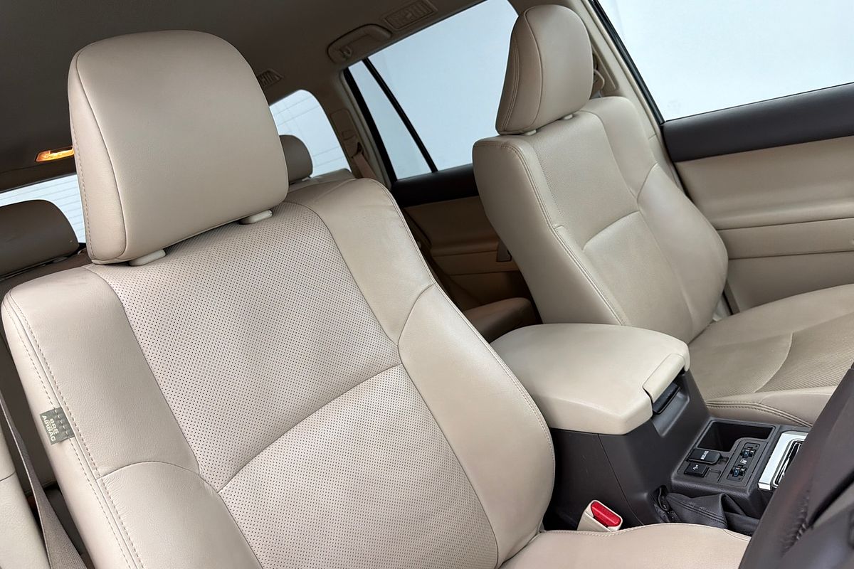 2023 Toyota Landcruiser Prado VX GDJ150R