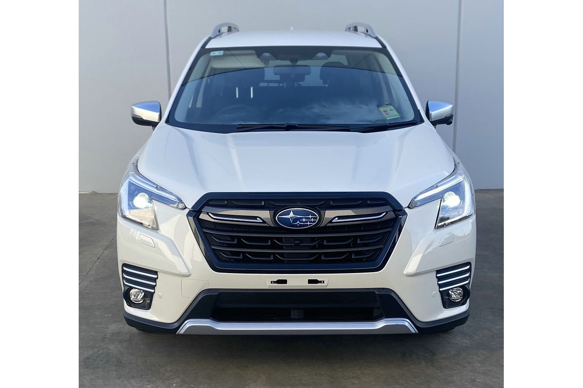 2023 Subaru Forester Hybrid L S5