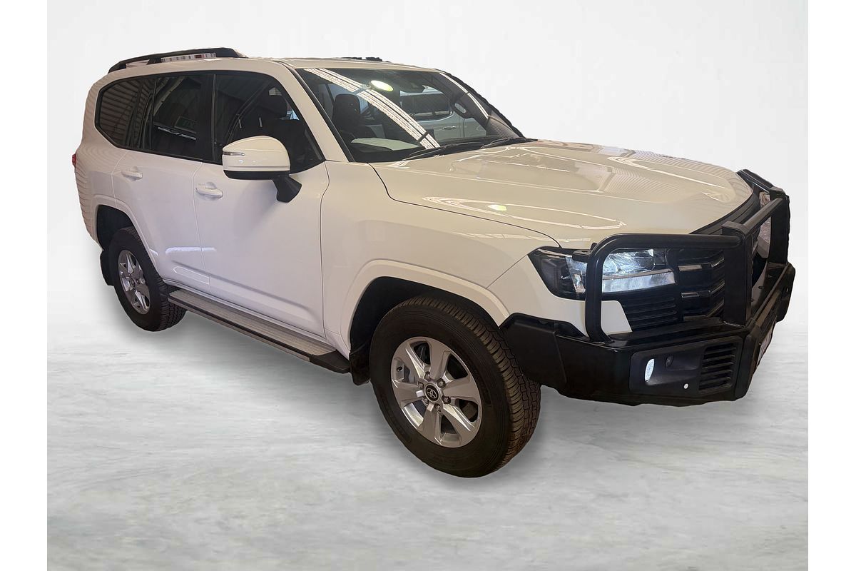 2024 Toyota Landcruiser GXL