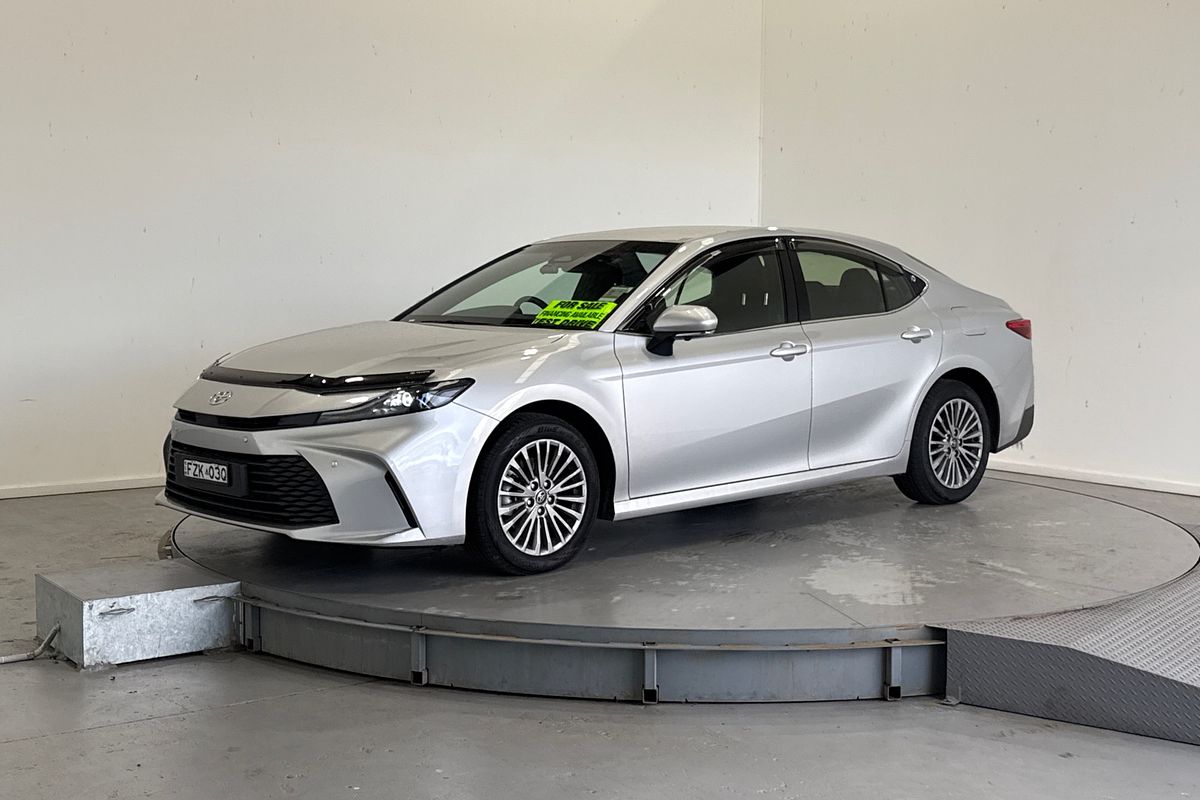 2025 Toyota Camry Ascent AXVH80R
