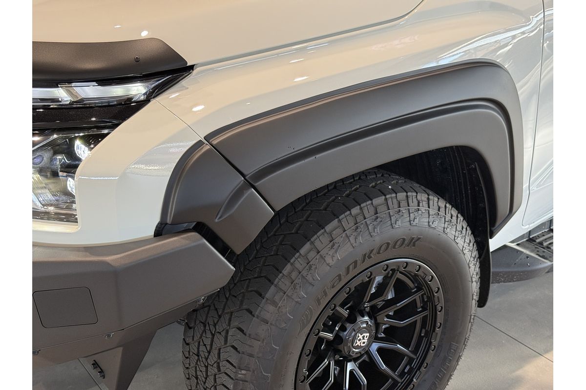2026 Mitsubishi MV Triton GLS 2.4L D 6AT 4X4 DC PU with LEATHER