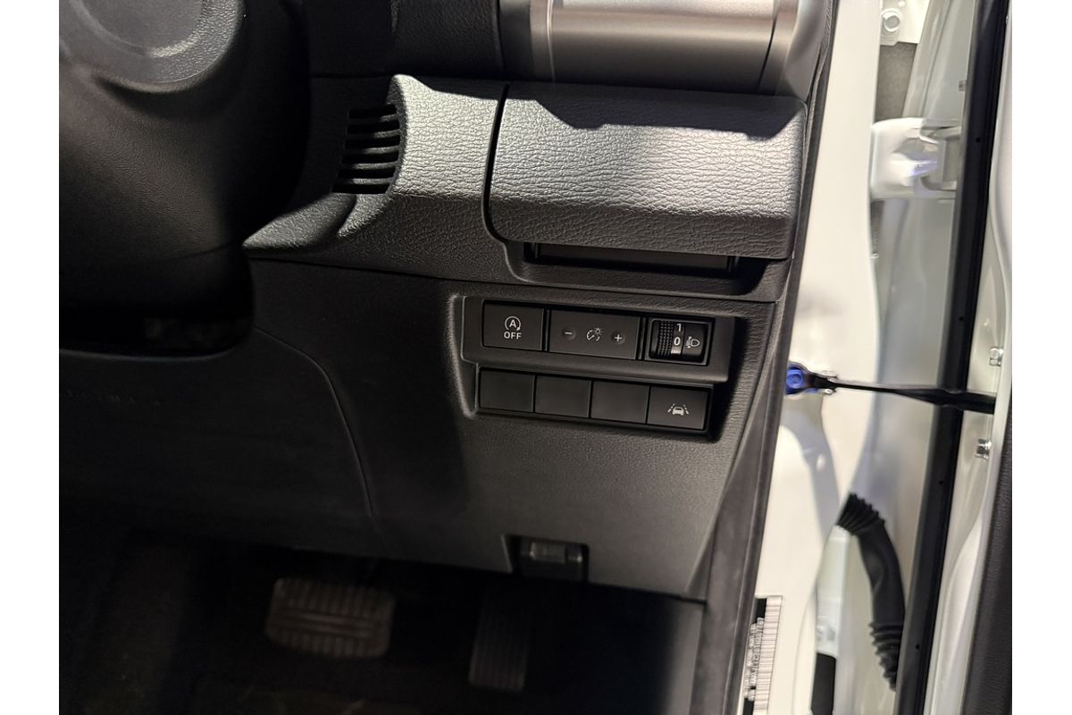 2026 Mitsubishi MV Triton GLS 2.4L D 6AT 4X4 DC PU with LEATHER