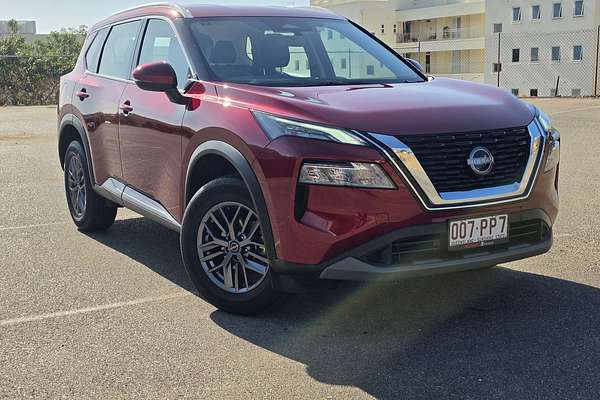 2025 Nissan X-TRAIL ST T33