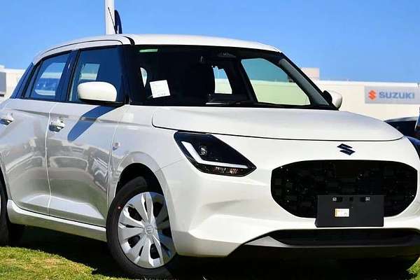 2025 Suzuki Swift Hybrid UZ