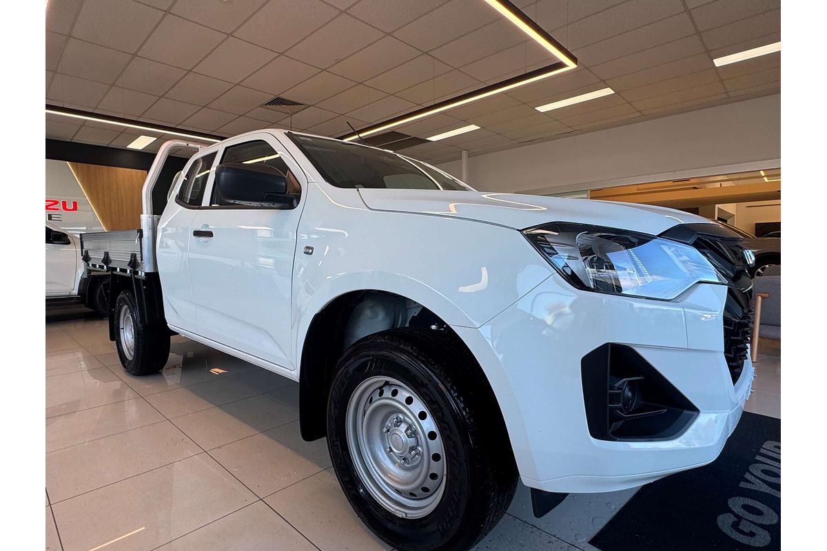 2026 Isuzu D-MAX SX 4X4