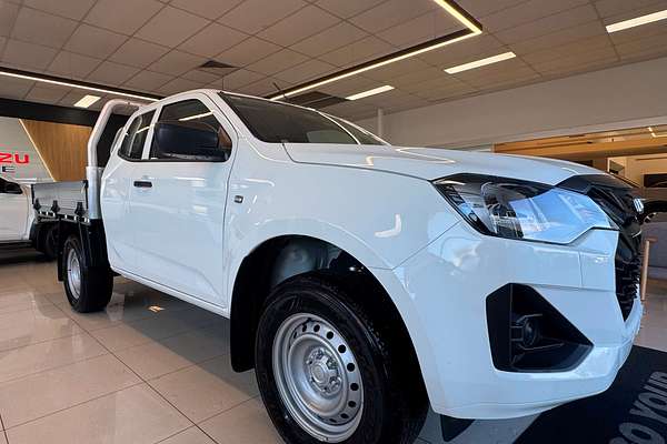 2026 Isuzu D-MAX SX 4X4