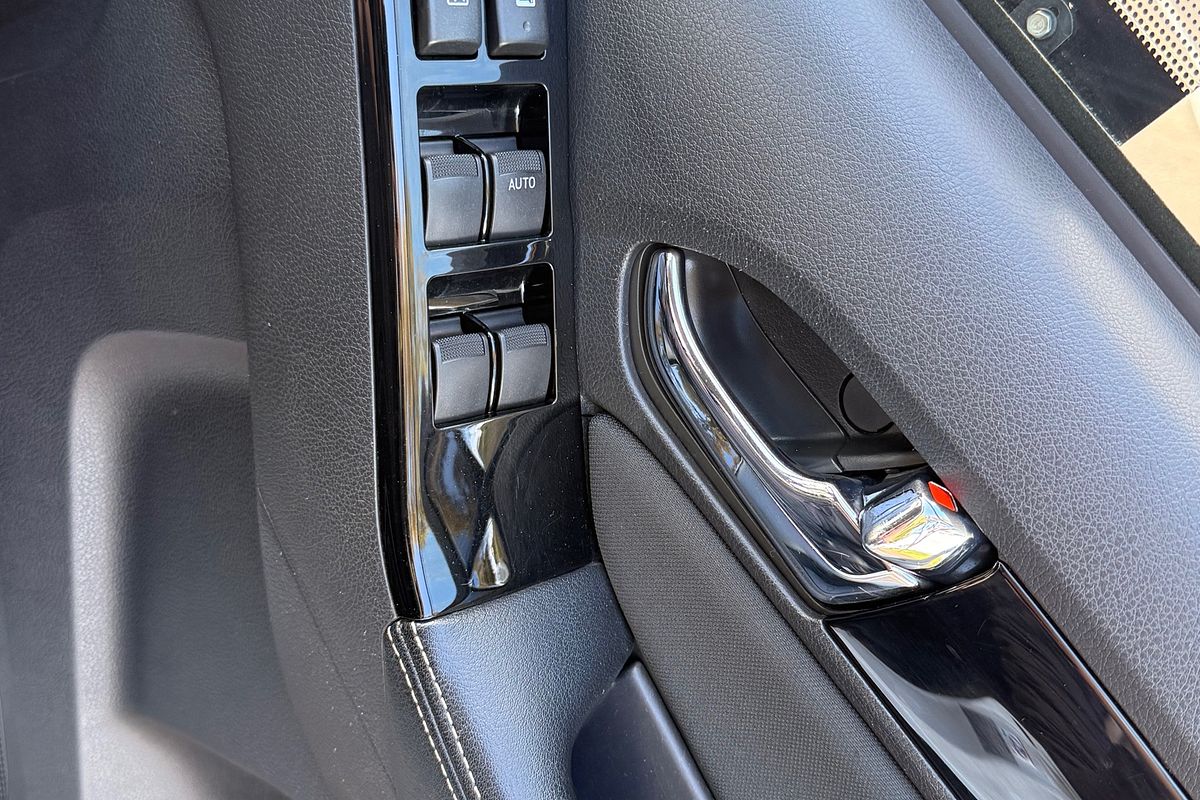 2020 Isuzu MU-X LS-U