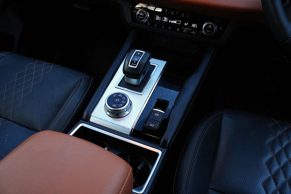 2023 Mitsubishi Outlander Exceed Tourer ZM