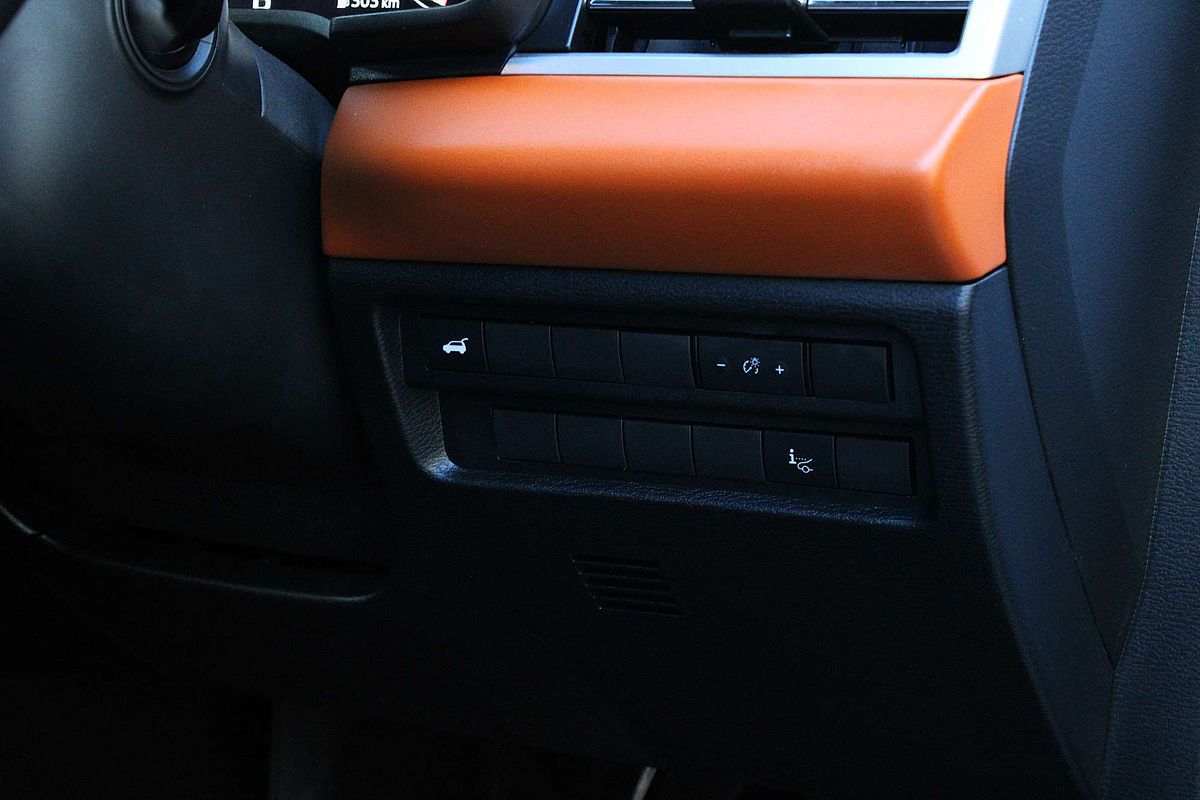 2023 Mitsubishi Outlander Exceed Tourer ZM
