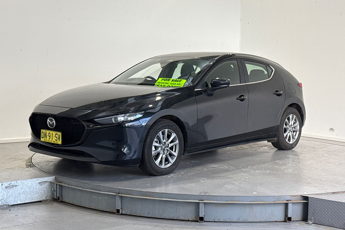 2025 Mazda 3 G20 PURE 300R