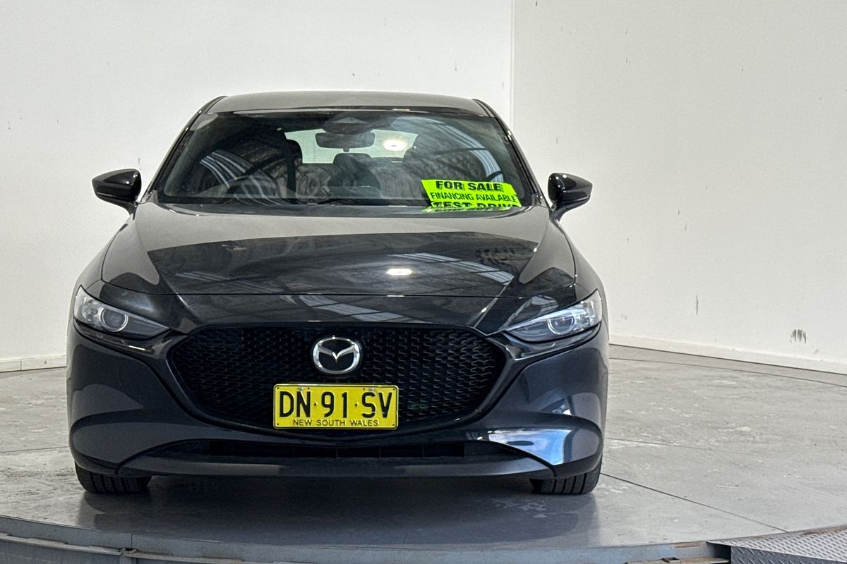 2025 Mazda 3 G20 PURE 300R