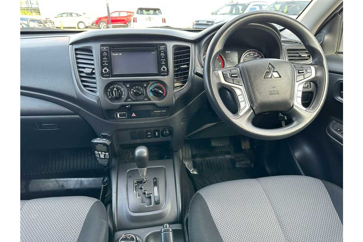 2019 Mitsubishi Triton GLX MR