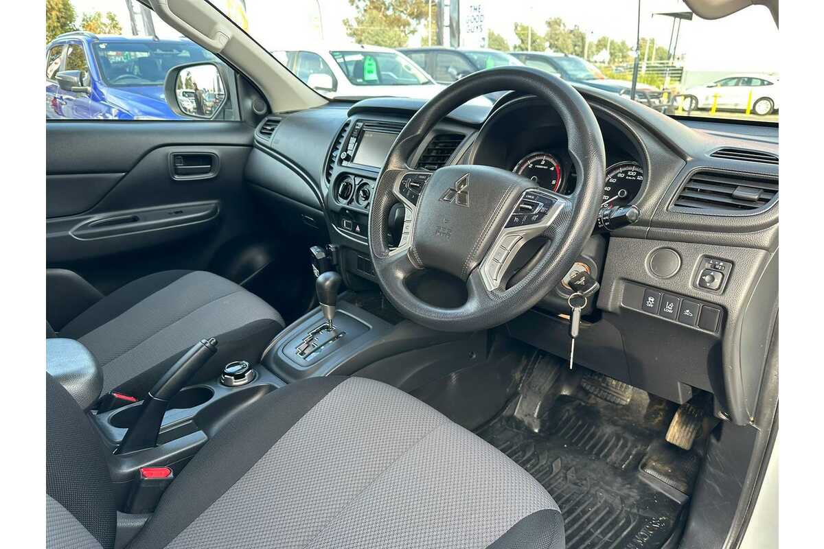 2019 Mitsubishi Triton GLX MR