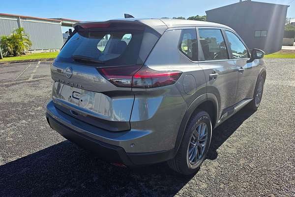 2026 Nissan X-TRAIL ST T33