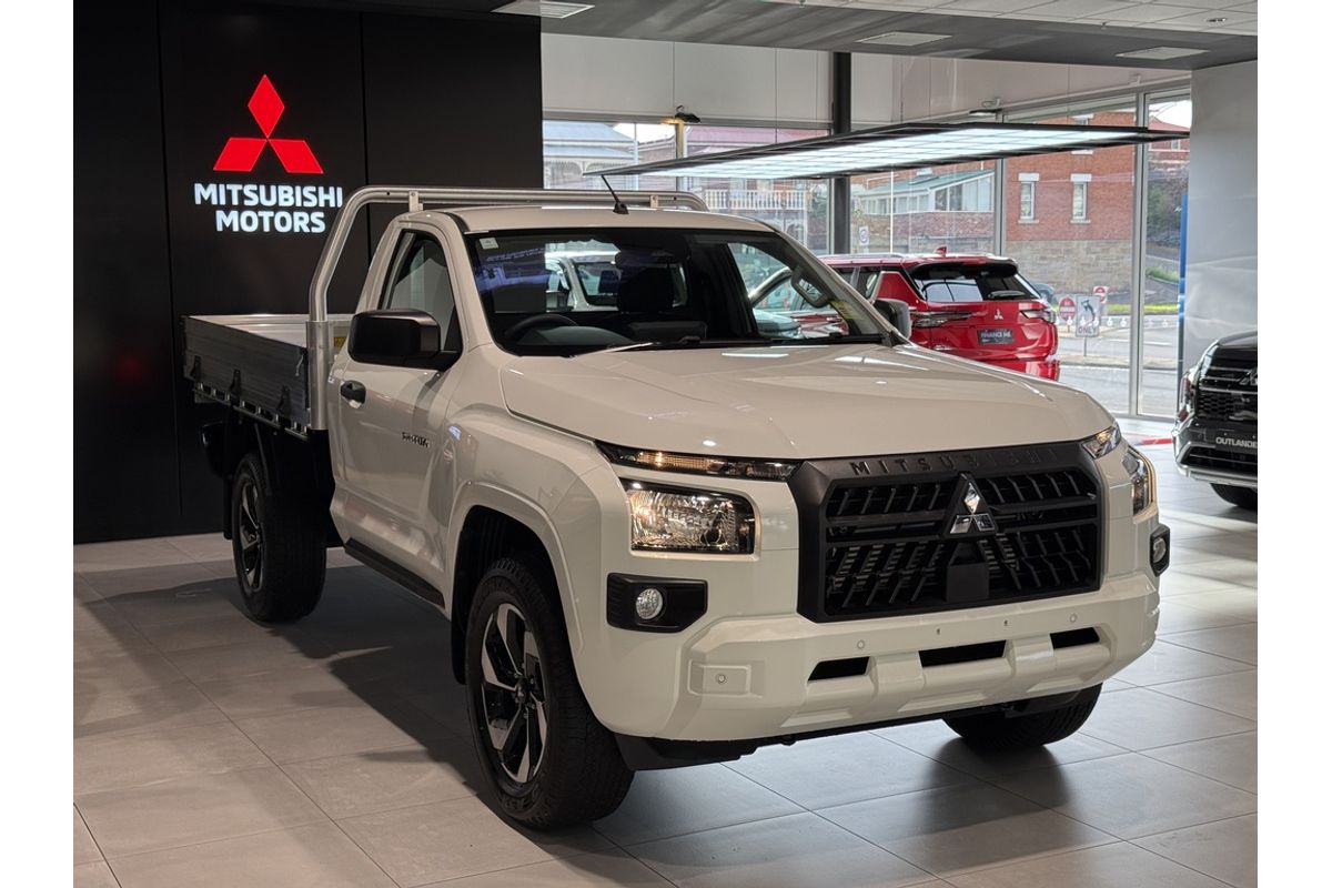 2026 Mitsubishi MV Triton GLX 2.4L D 6AT 4X4 SC CC