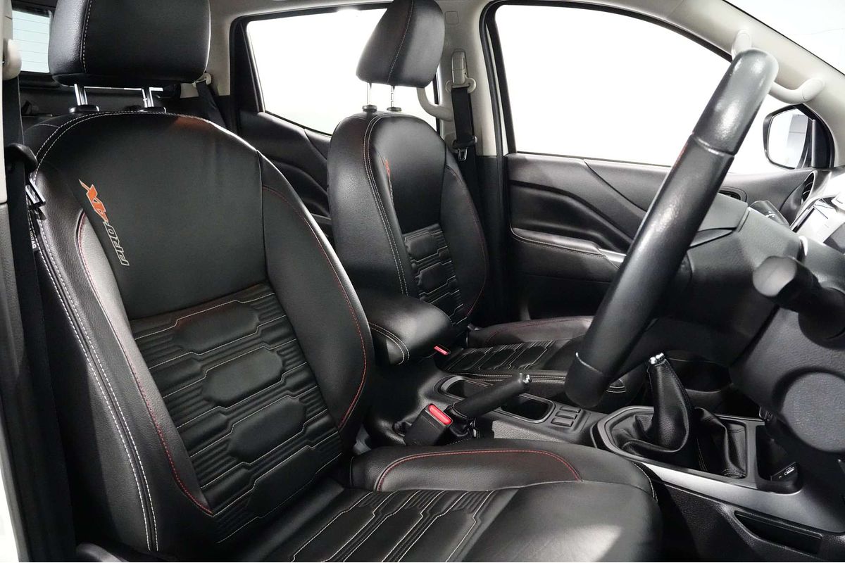 2021 Nissan Navara PRO-4X D23 4X4