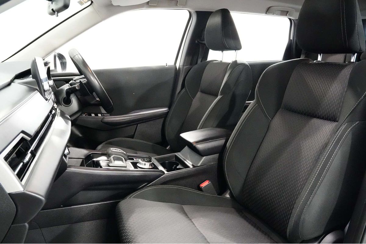 2023 Mitsubishi Outlander ES ZM