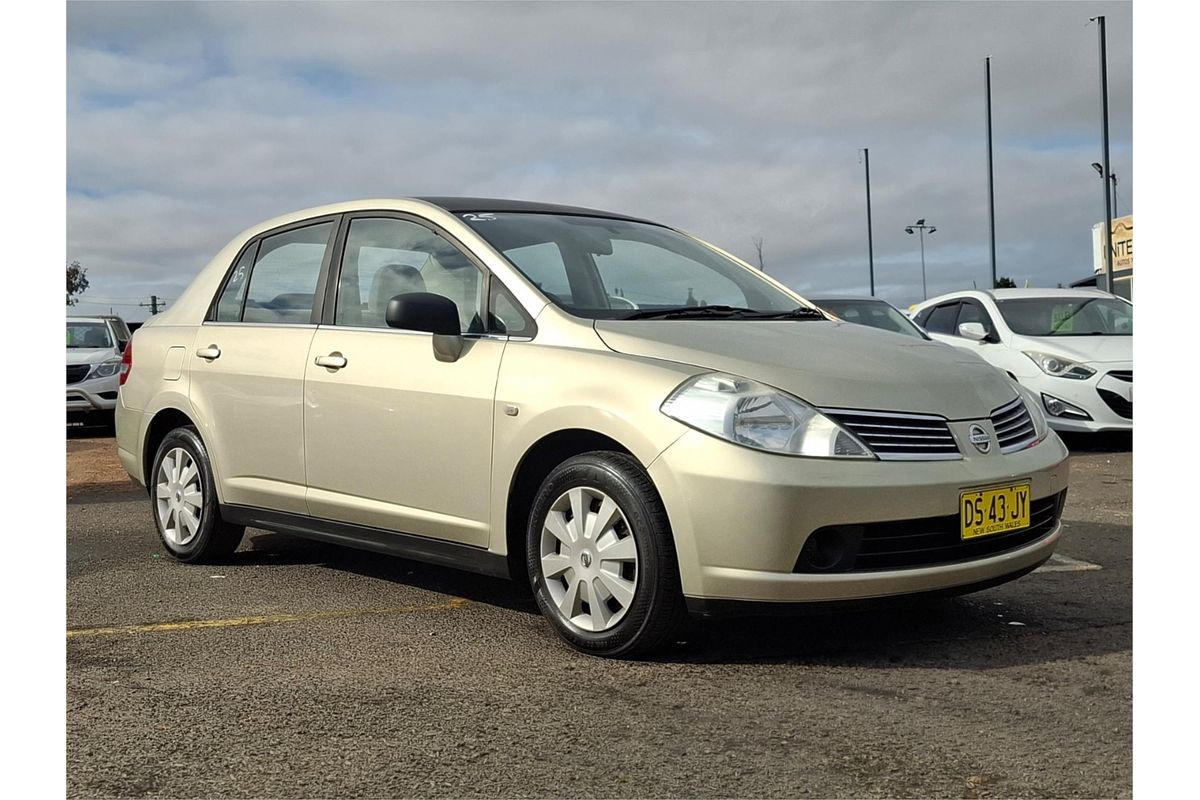 2007 Nissan Tiida ST C11