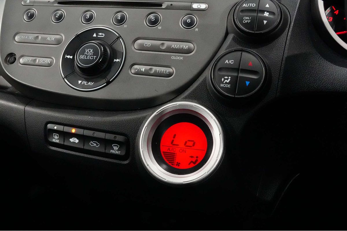2012 Honda Jazz Vibe-S GE