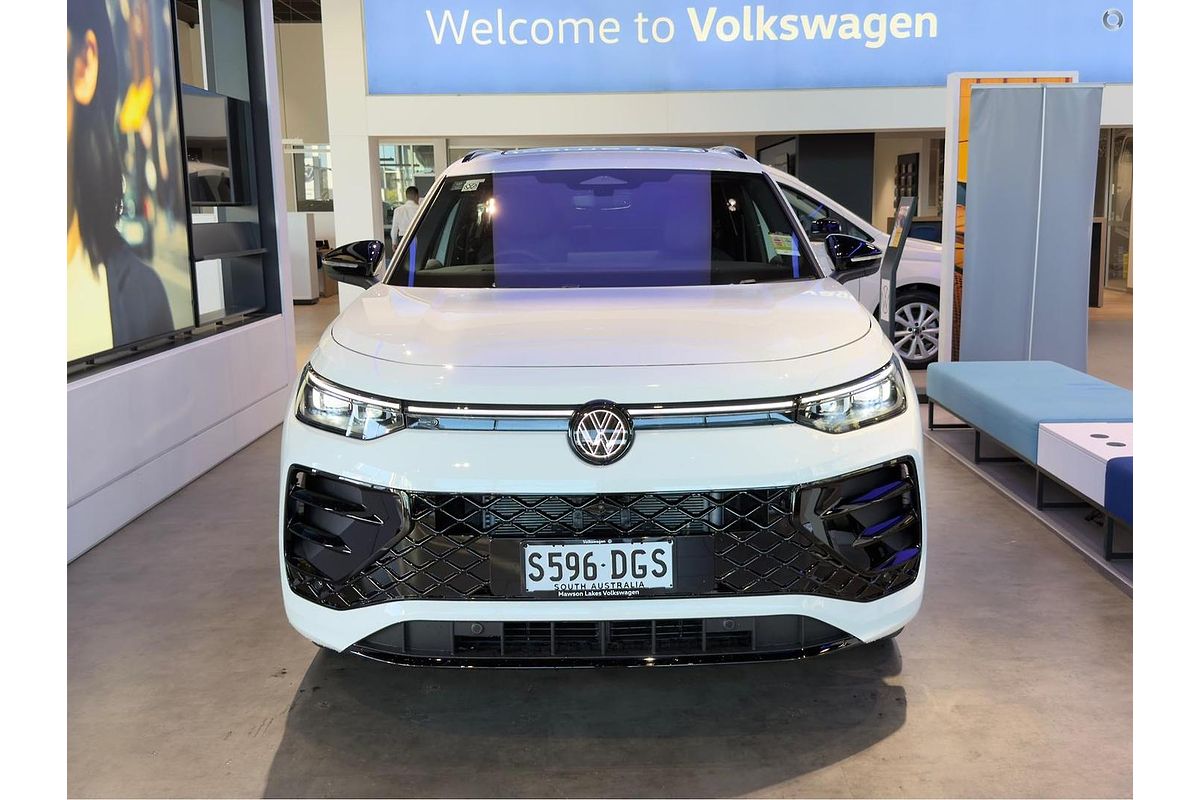 2025 Volkswagen Tayron 195TSI R-Line R4